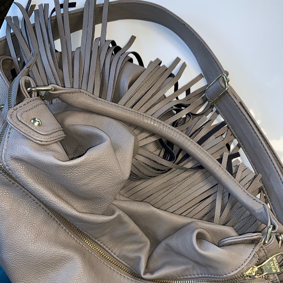 Steve Madden Purse - Picture 4 of 7